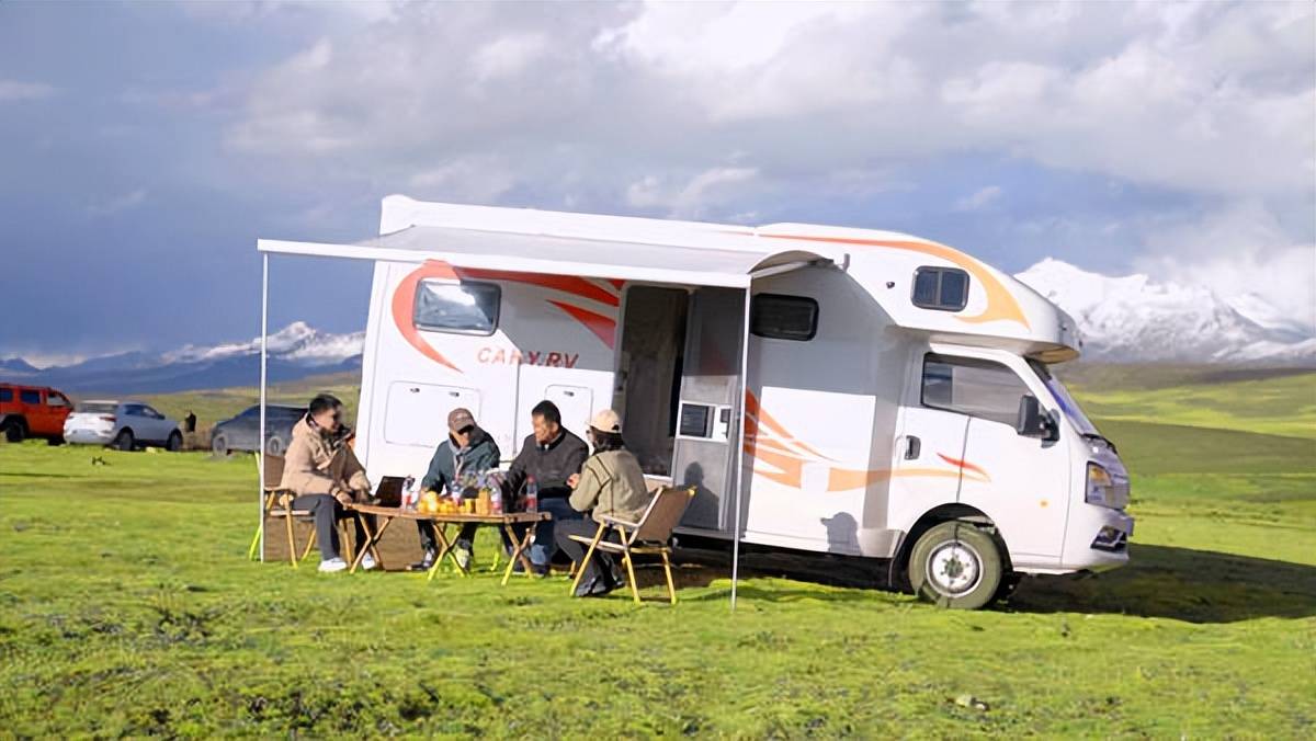 聚焦丨长安跨越爆款房车亮相,三大购买理由,每一个都难以抗拒