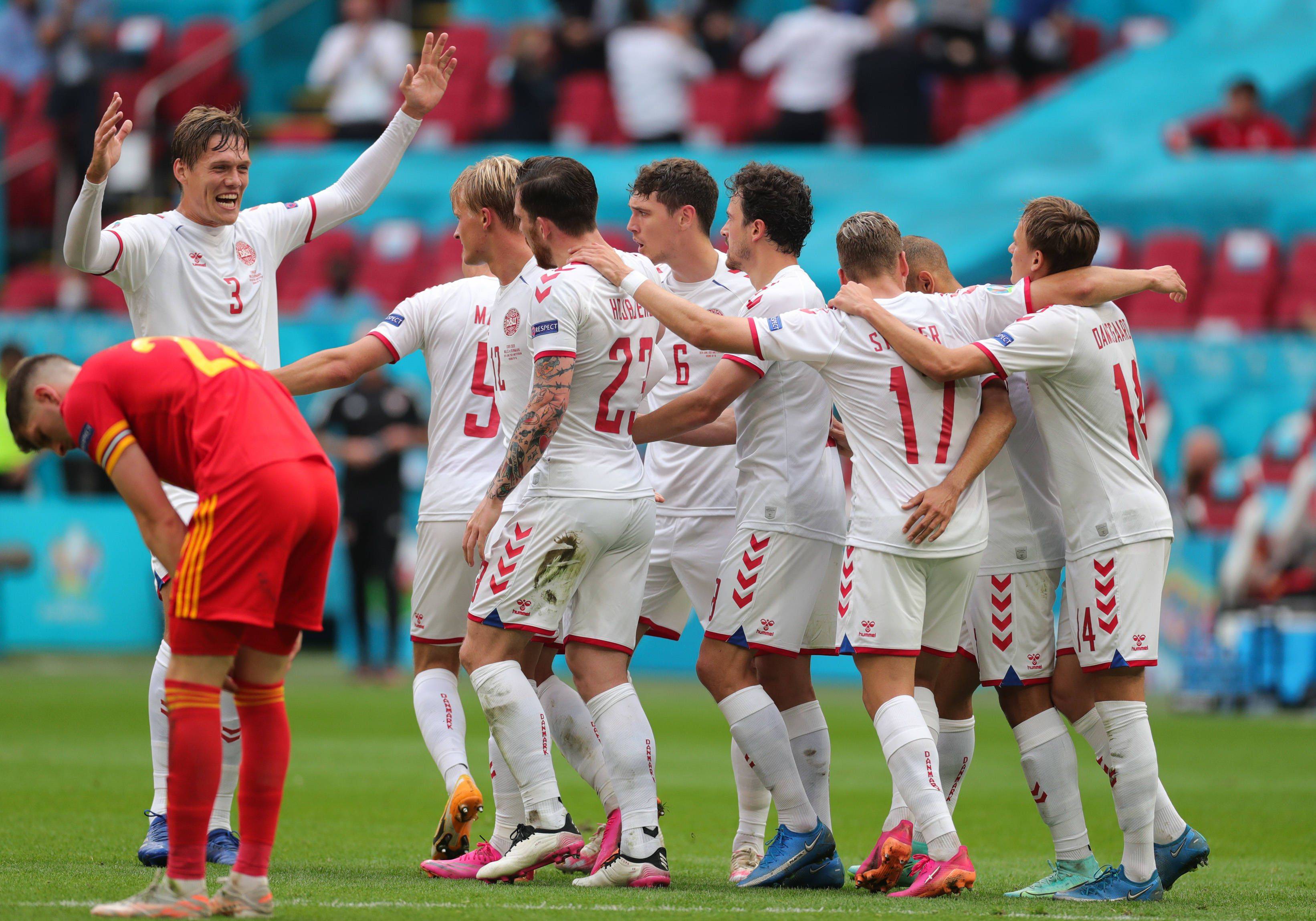 丹麦国家队连续四场获胜,但表现仍受批评丹麦近期在欧预赛中的表现有