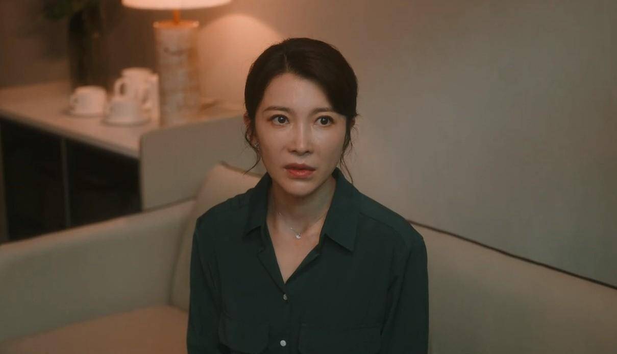 《无所畏惧》罗英子被控诈骗,陈硕暴露虚伪,方丽虹的做法很绝_陈铭