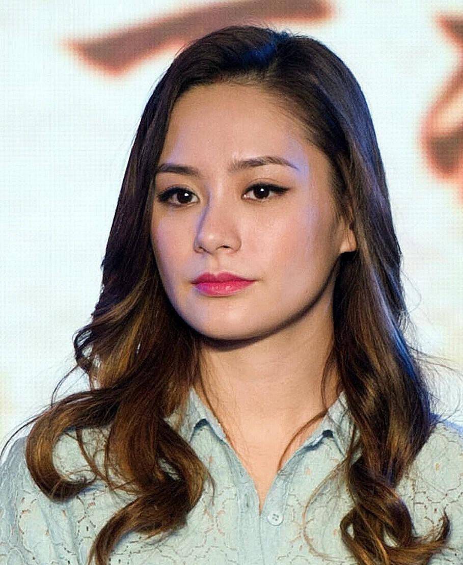 42岁钟欣桐,真性感啊!_表演_魅力_电影界