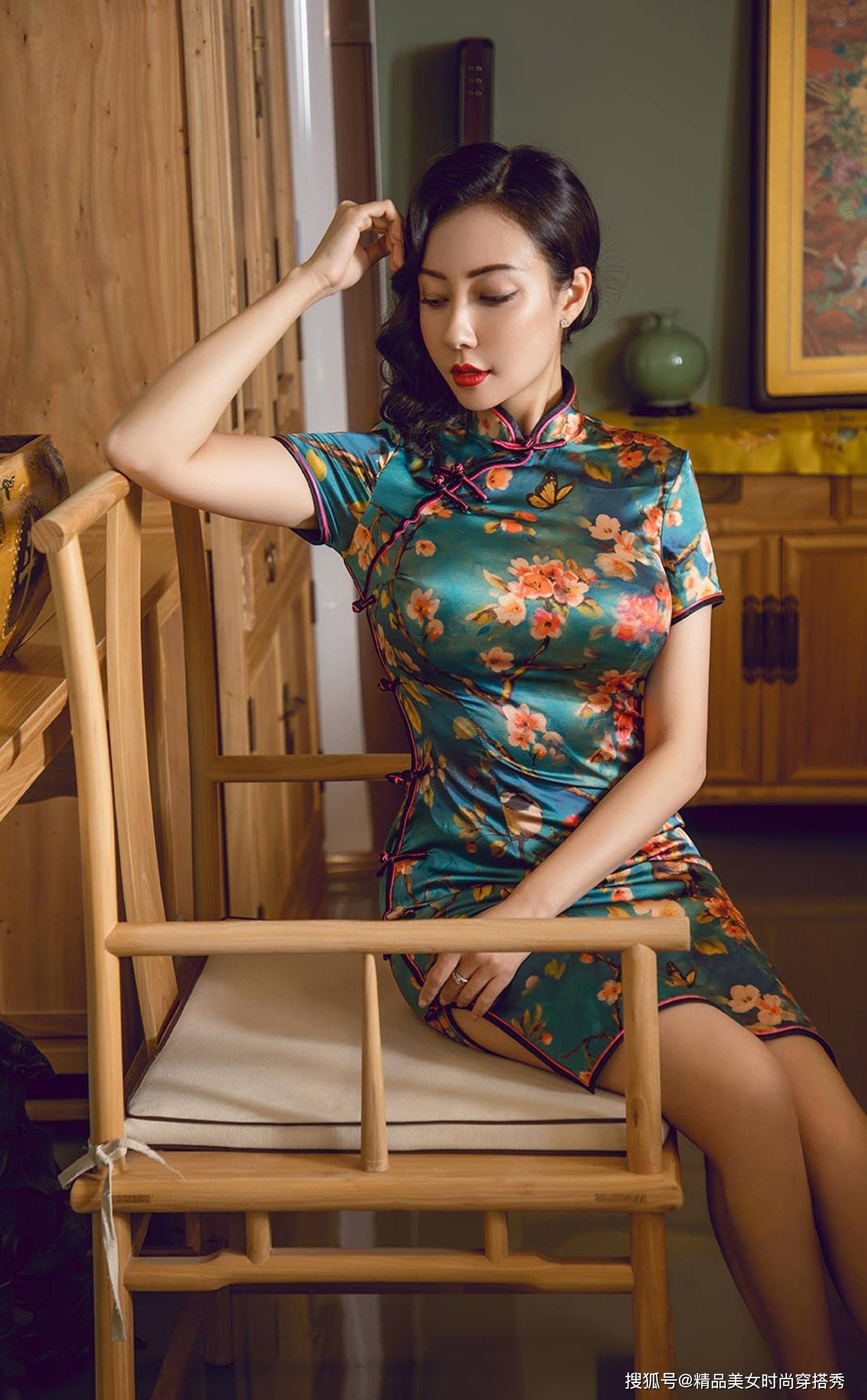旗袍,这种极具东方韵味的服饰,一直以来都是华夏民族传统文化的瑰宝