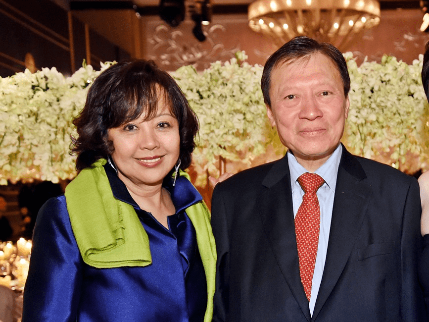 李天颖和郭炳湘但后来弟弟郭炳江在法庭上说,当年张子强曾来新鸿基旗