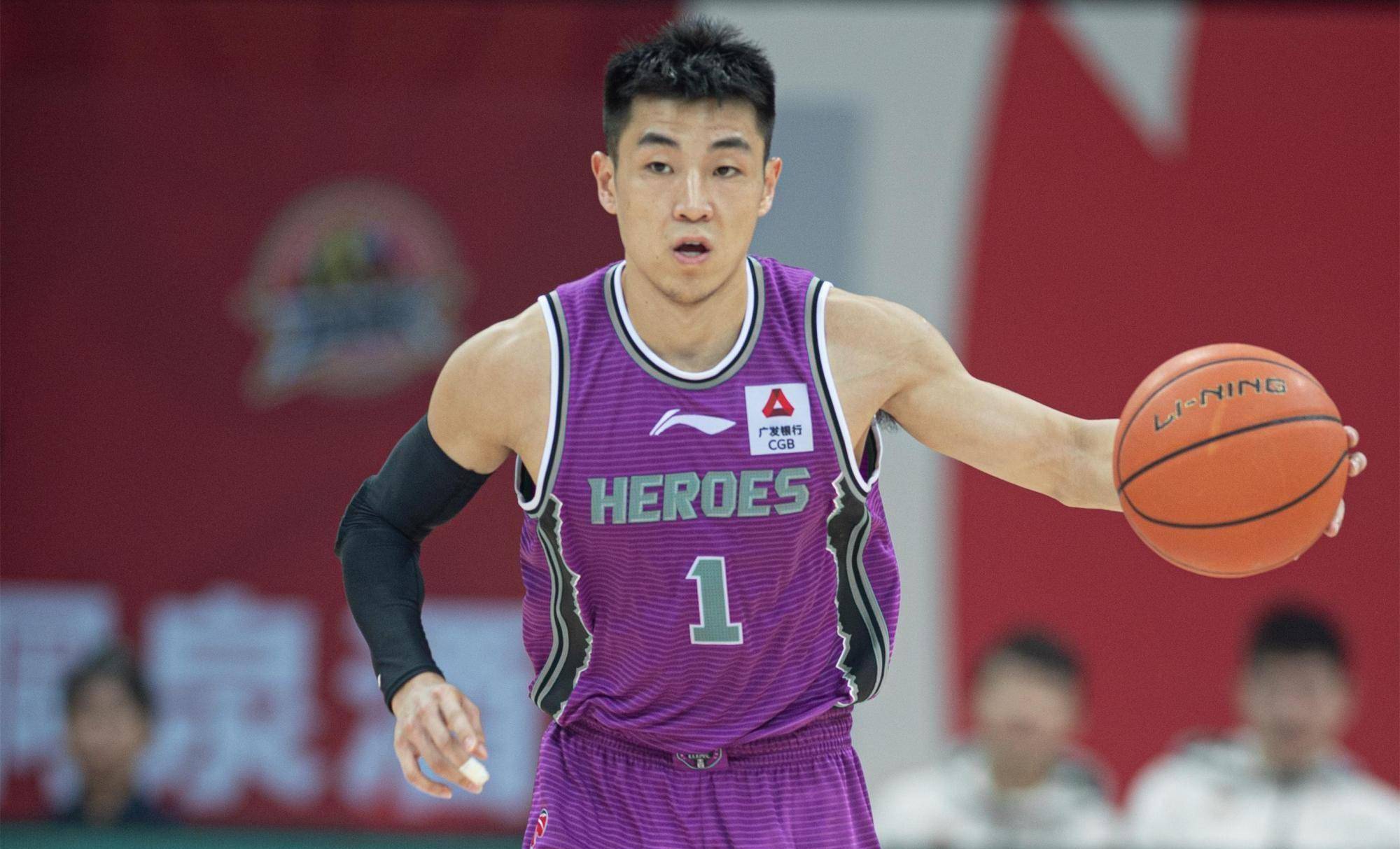 悬念升级,山东男篮下狠手,对2500万先生进行三停,辽篮球迷不满_高诗岩