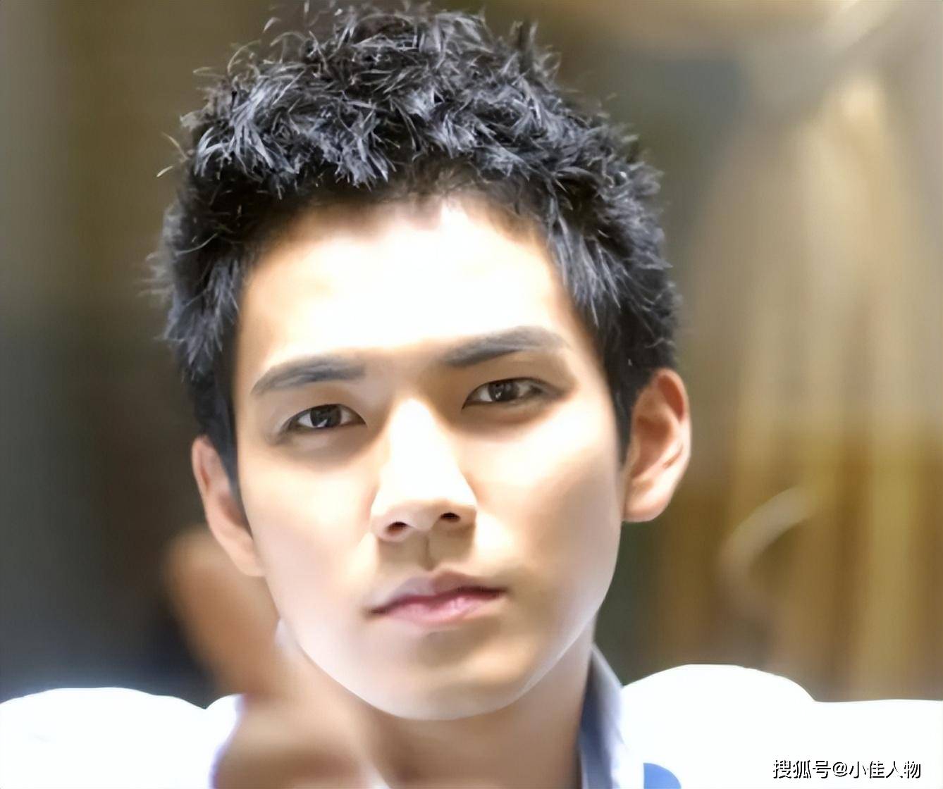 "逐渐消失"的钟汉良,已经在另一个圈子里红得发紫_公司_台湾_香港