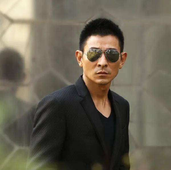 刘德华!情感经历_婚姻_低调_人们