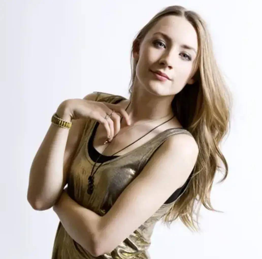 为艺术献身的女星-西尔沙·罗南_西尔莎·罗南_美国纽约_表演