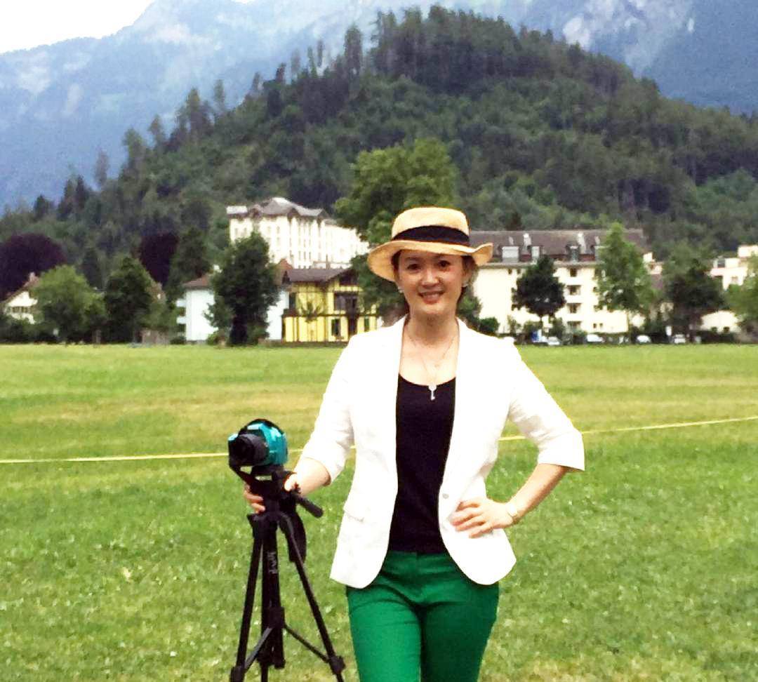 15岁成名的池华琼:爱情有洁癖,48岁仍未婚单身_新疆_母亲_角色