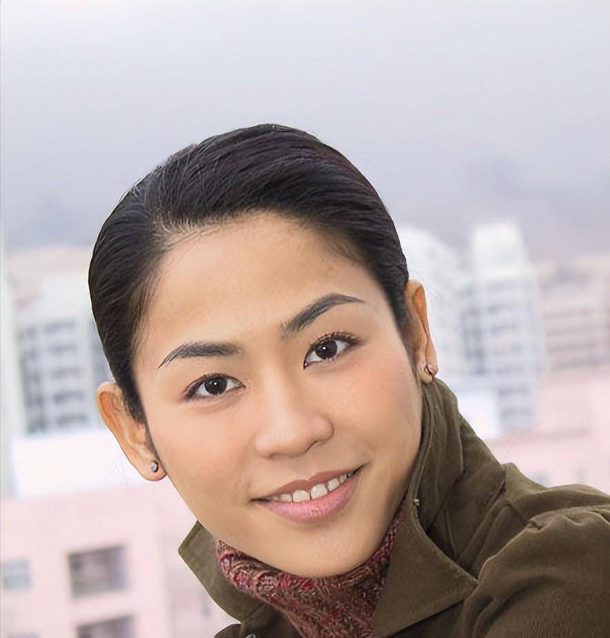 港剧奇怪的审美,这5位演员长相平平,却总当主角演美女,很有趣_徐子珊