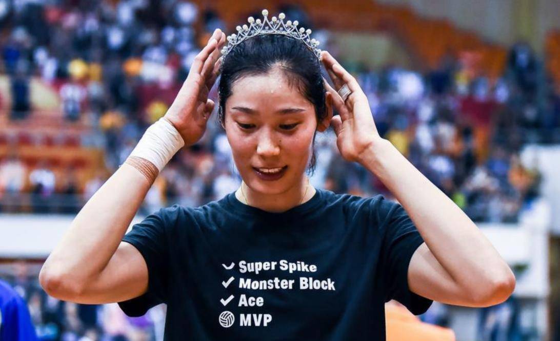 并非离婚帅哥,29岁朱婷官宣心仪对象,大胆示爱,颜值事业成关键_黄孝明