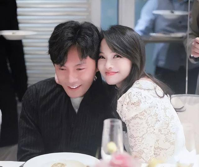 有一种"算计"叫伊能静与秦昊,结婚8年,才看懂这盘大棋的门道_生活