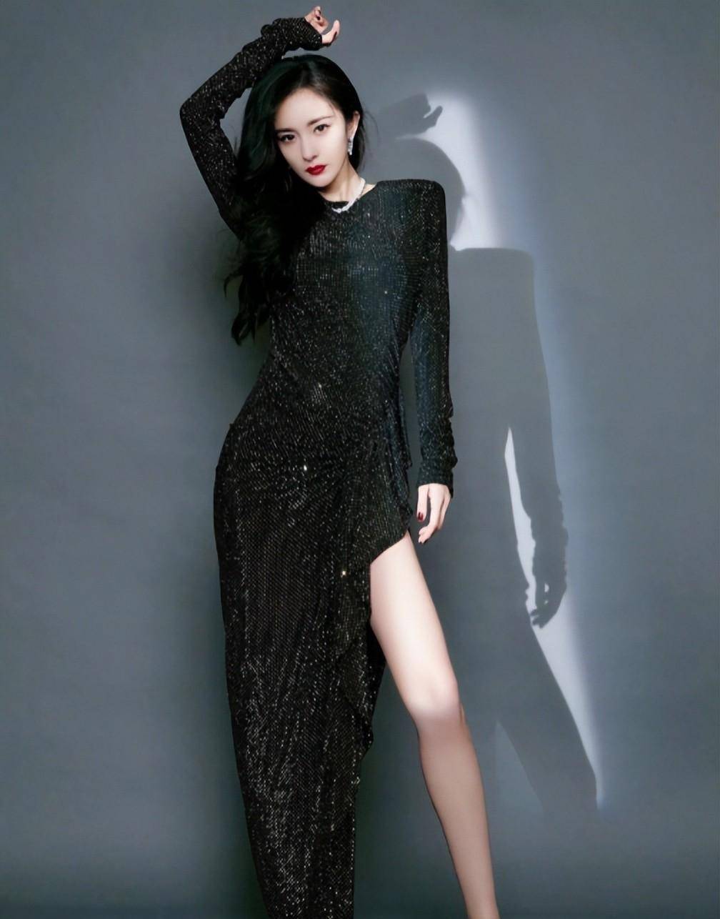 杨幂黑色长裙养眼_时尚_魅力_细节