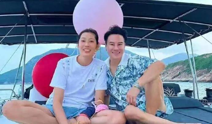 并非离婚帅哥,29岁朱婷官宣心仪对象,大胆示爱,颜值事业成关键_黄晓明