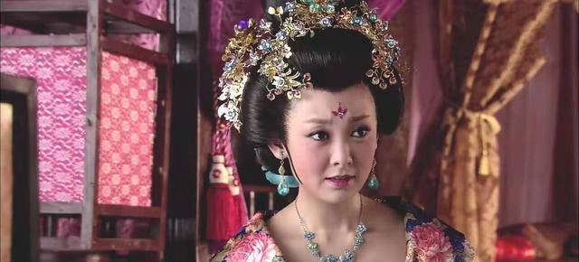 《薛平贵与王宝钏》王金钏:女人家境比男人好,该如何经营婚姻?