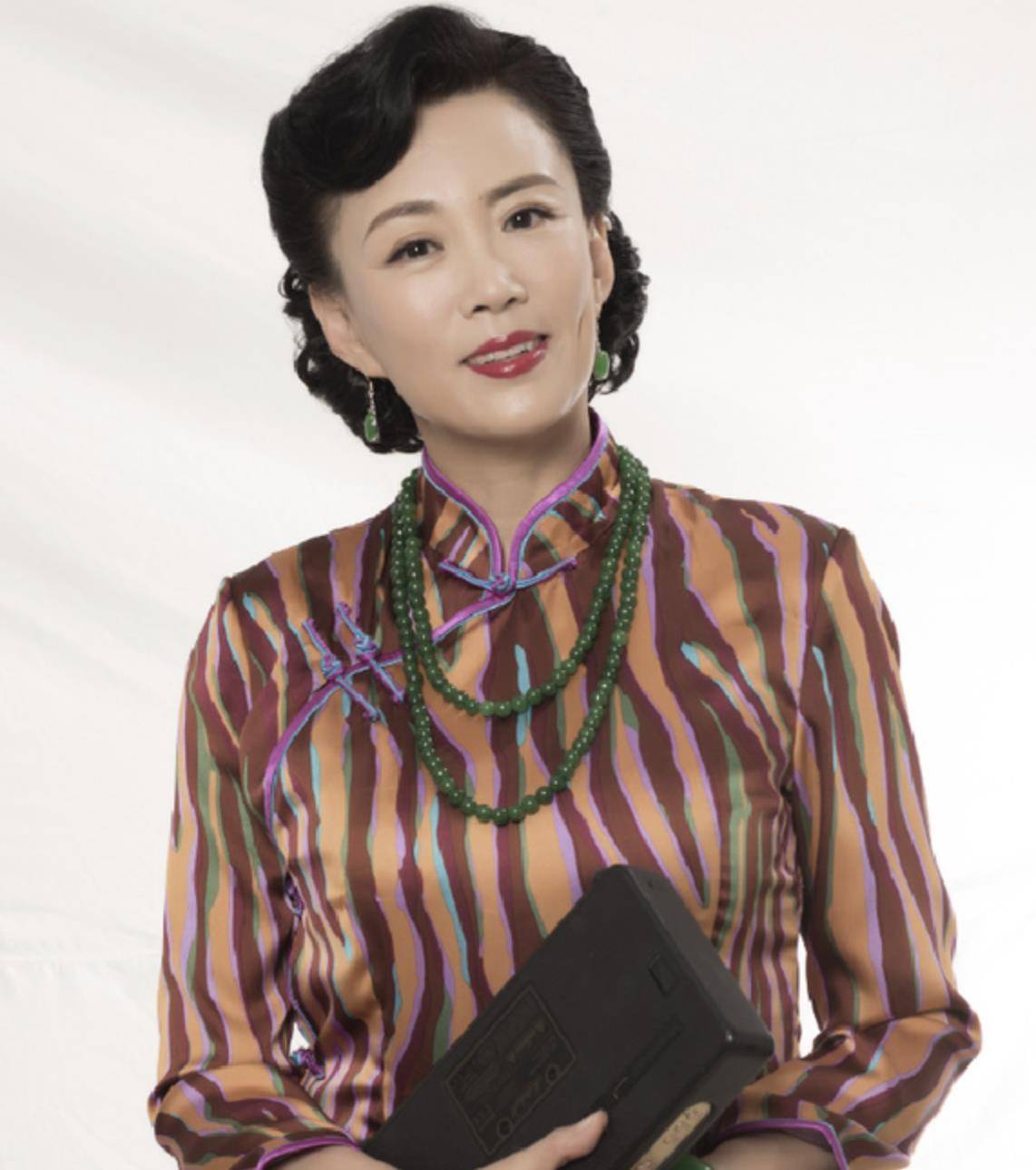 演员马丽:国家一级演员,被丈夫宠爱31年,戏红人不红也幸福_母亲_北京