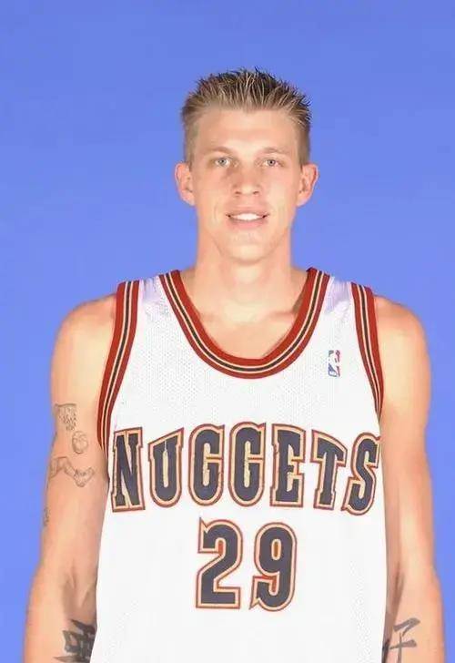 只想在你头上暴扣的快船队新宠-丹尼尔.泰斯_防守_内线_球迷