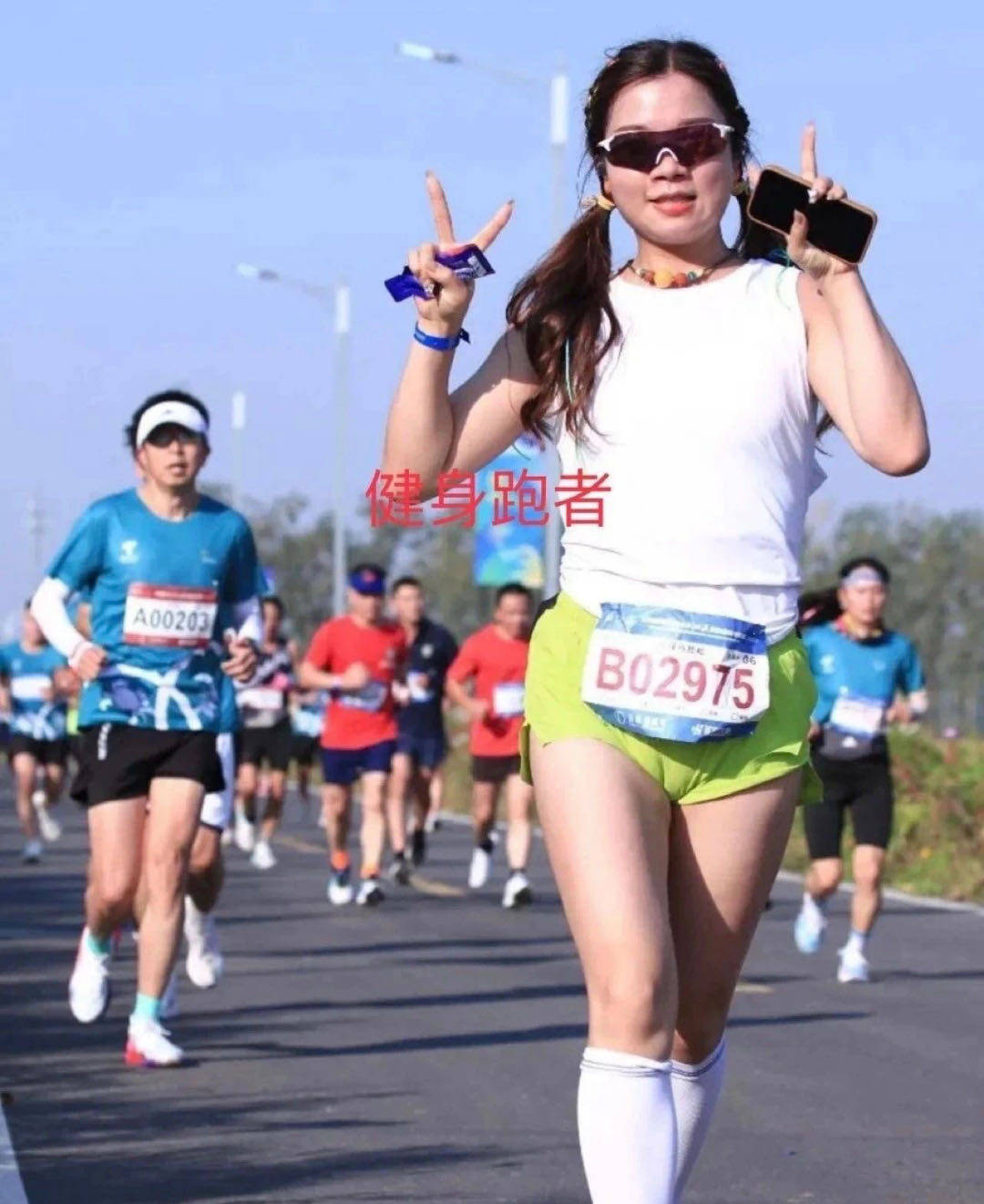 来自搜狐网