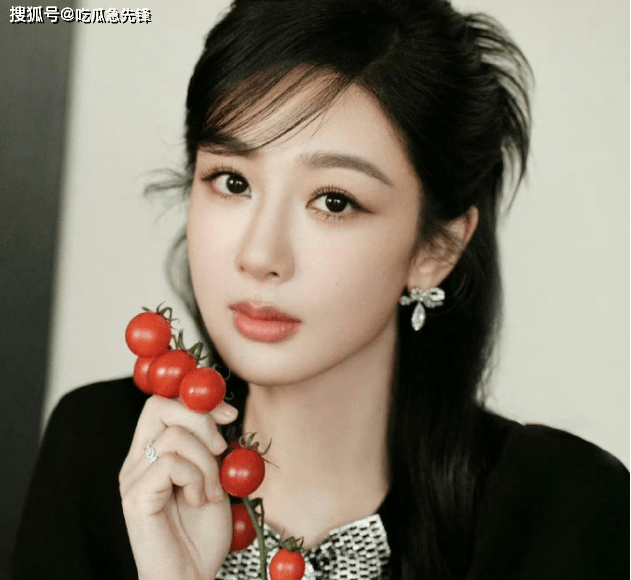 杨紫遭剧组被刺?_吴亦凡_国色_芳华