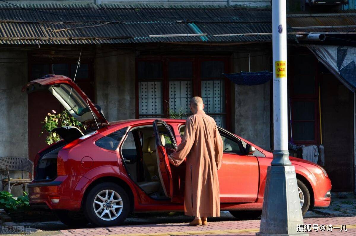 淫僧背后"保护伞"判决书披露,魏刚等人不仅实际控制了洮南市德安禅寺