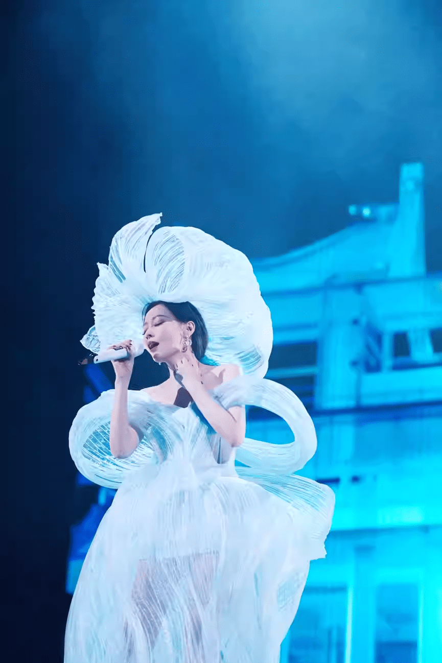 【南昌】张靓颖"光"2023巡回演唱会_河马_票务_时间