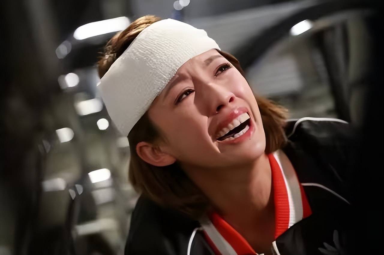 tvb新捧的女主,屡次插足豪门婚姻,学历造假_蔡思贝_王浩信_sam