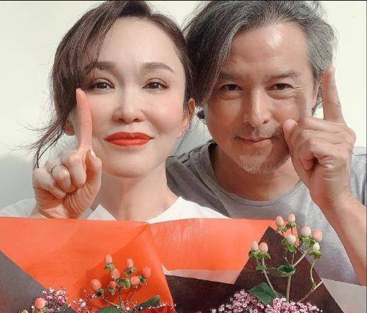 几位新加坡男演员对比,陈之财转行当艺术家,周初明经营