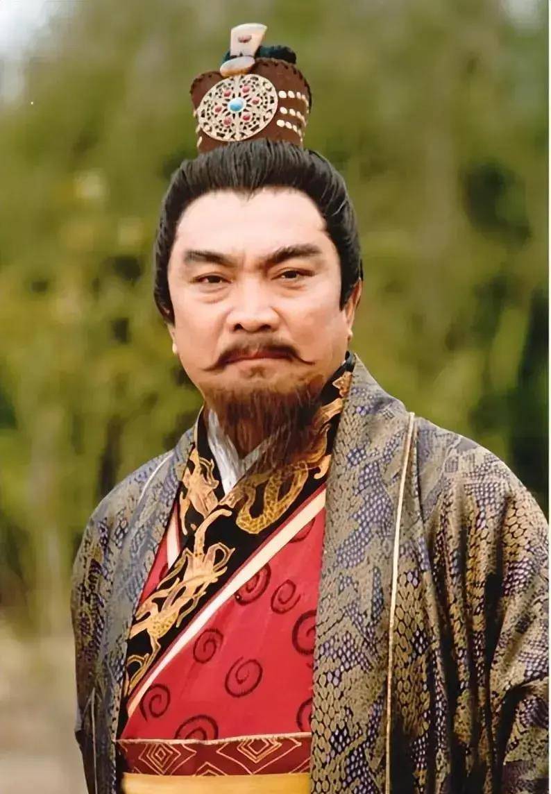 演员鲍国安:娶初恋为妻,婚后生两子,追求平淡生活_妻子_父亲_老伴