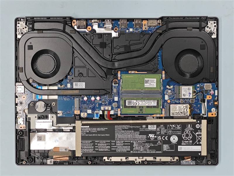 机械**极光Pro、联想拯救者R7000对比评测：12代酷睿i7依然能打 5999元真香(图11)