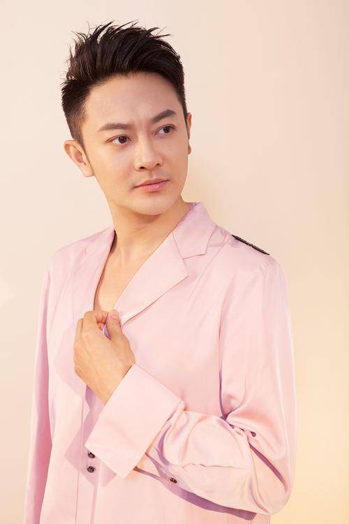 演员【印小天】的经纪人 明星代言签约_电视剧_卫视_东方