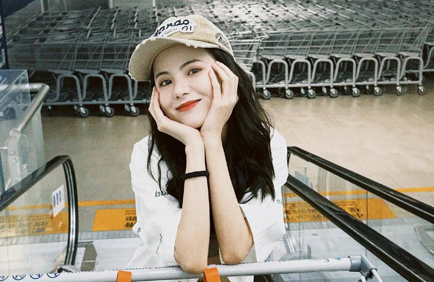 魏哲鸣,黄日莹甜宠剧《对你不止是喜欢》今日开播_电视剧_爱情_对手