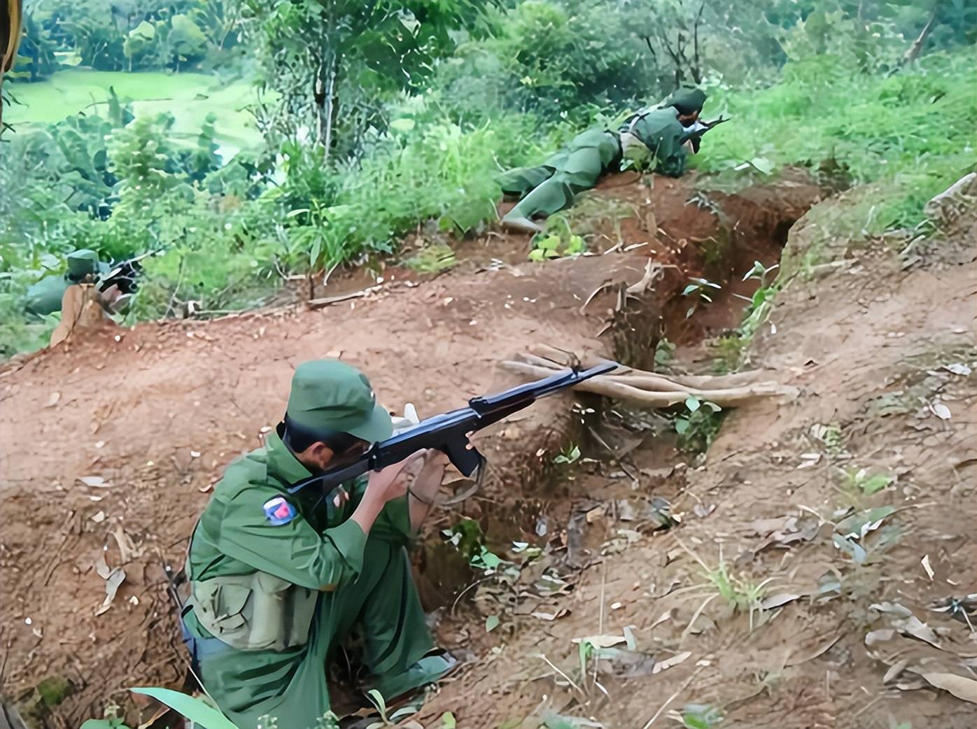 果敢同盟军横扫木姐金三角口岸,拿下172个据点,缴获规模达巅峰_缅甸