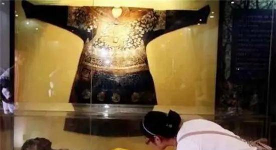 有人说是胤禩,是真的吗?_皇帝_顺治_多尔衮