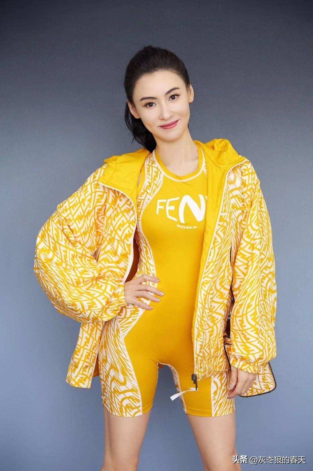 璀璨星途的传奇女性_张柏芝_生活_关爱