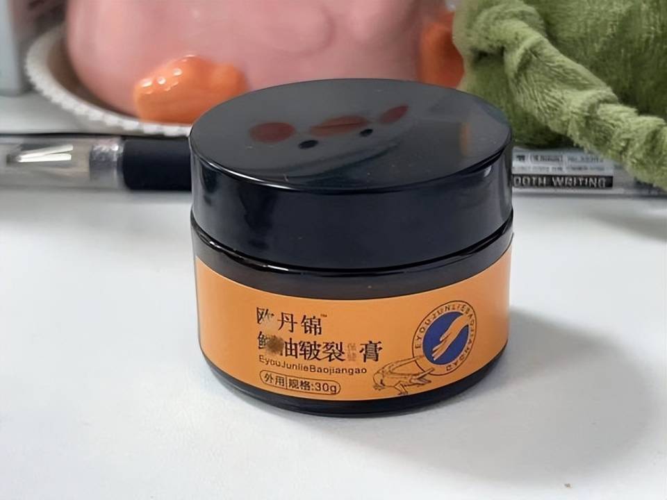 30天打卡实测皲裂膏!原来好用的都是国货,轻松告别手掌干裂!