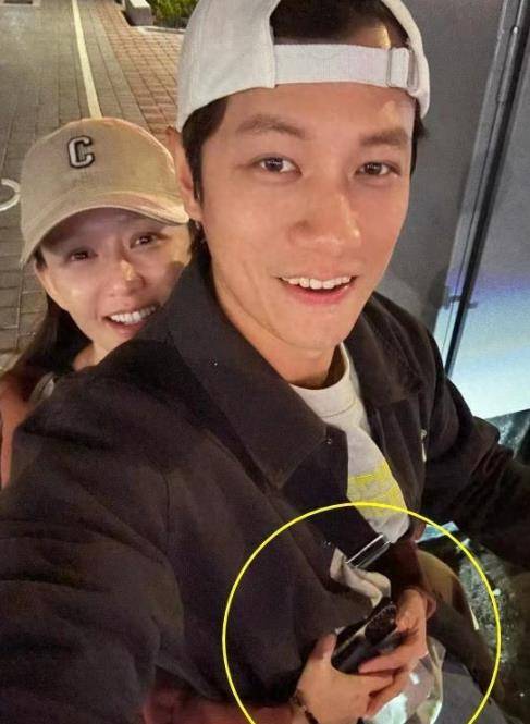 梁洛施:出席活动透露自己的感情现状,仨儿子担心母亲一人太孤单_观众