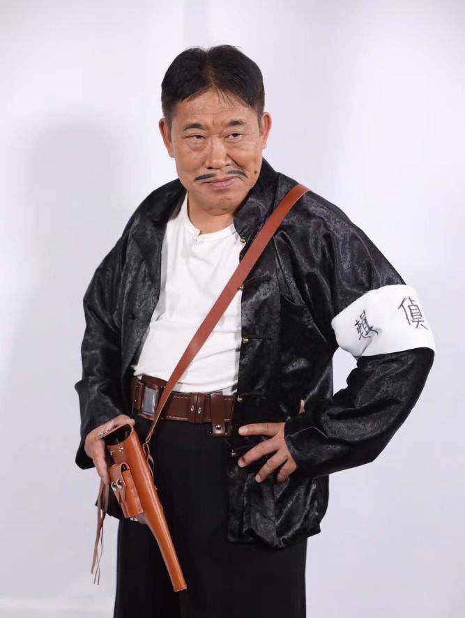央媒点名杜旭东祝福视频,35年兵龄却没有做好榜样_网友_反派_坏人