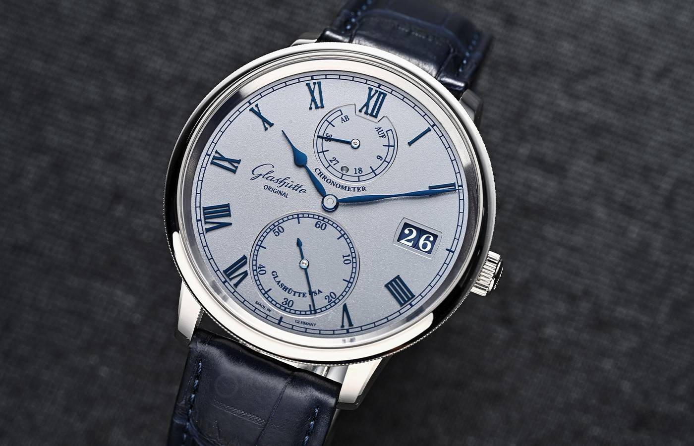 十九世纪中期,德国第一批航海天文钟在格拉苏蒂诞生,并在十九,二十