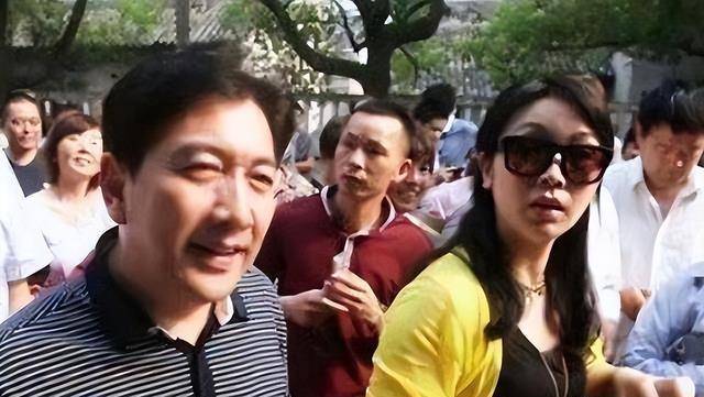 苦命水均益:74岁智残哥哥至今未婚,他养了哥哥一辈子不离不弃_工作
