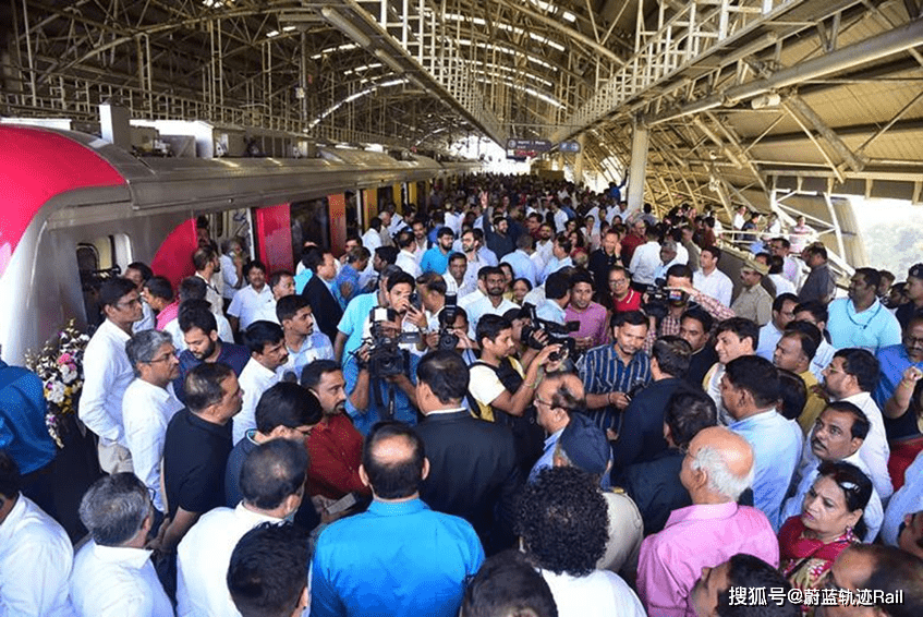 印度新孟买地铁一号线开通10天已运送超10万名乘客_线路_标段_的项目