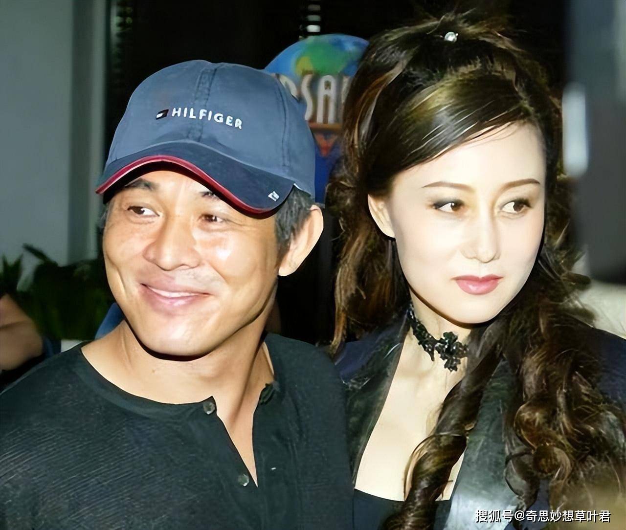 不如胸脯四两"但港媒的那句调侃,时至今日还如雷贯耳:李连杰与利智的