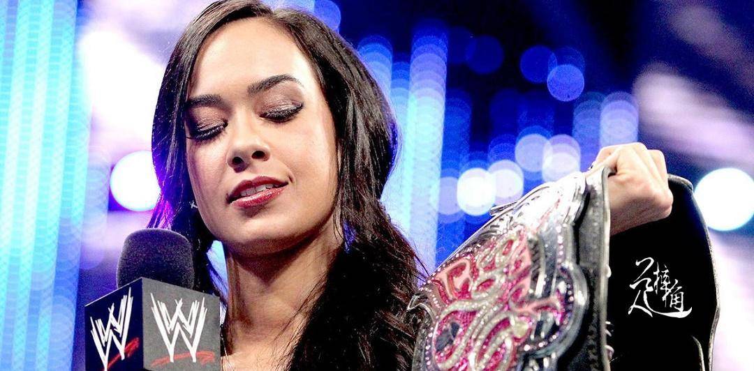 aj李有望追随cm朋克重返wwe?克罗斯夫妇:我们还活着!_摔跤_观众_原因