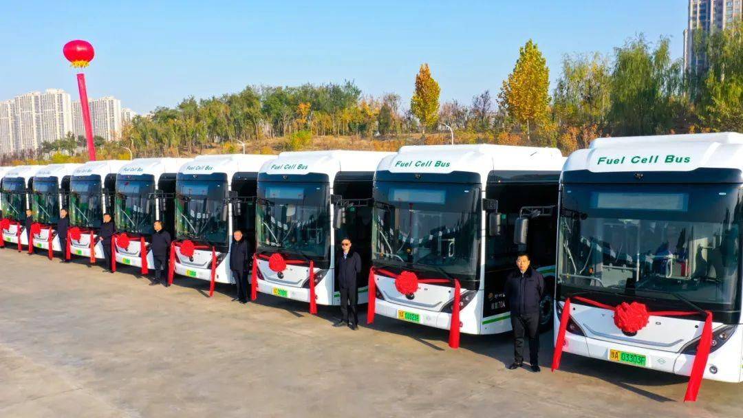 郑州总计上线运营氢燃料公交车423辆,分别在郑州b18,985,727,29,189