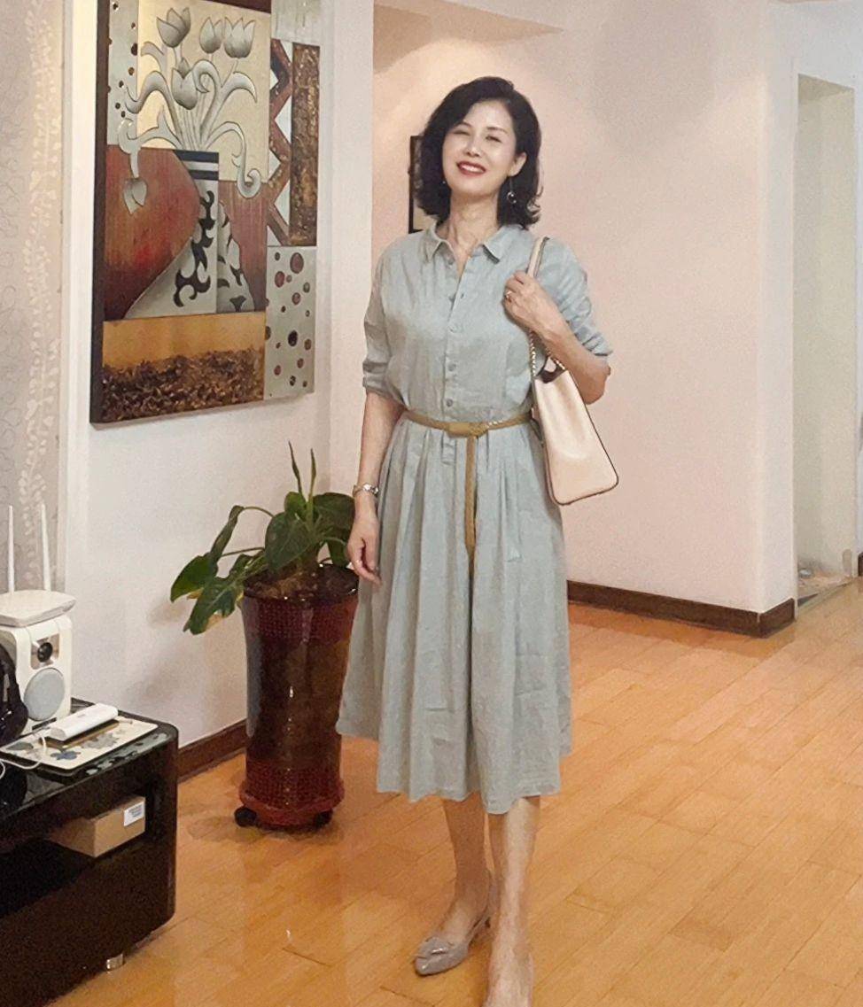 看到这些洋气阿姨你就懂了_女性_短发_时尚