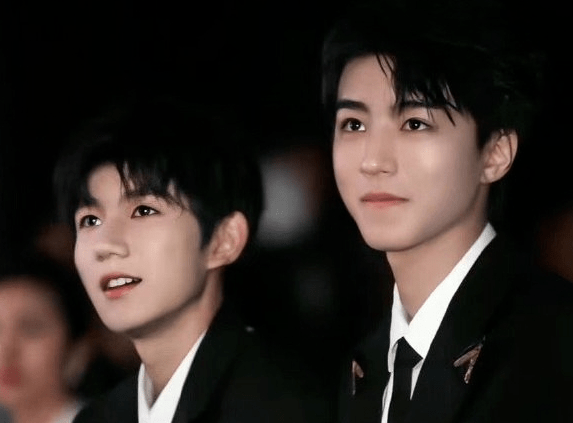 王俊凯谈恋爱了?绯闻女友曝光后,全网都不淡定了._王源刚_关系_消息