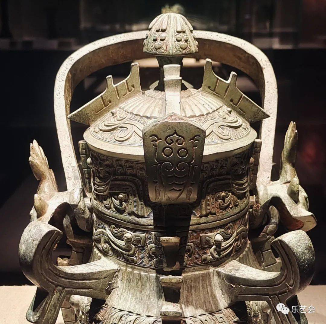 钟鼎教育（钟鼎投资有限公司） 钟鼎教诲
（钟鼎投资有限公司）《钟鼎创业投资管理有限公司》 教育知识