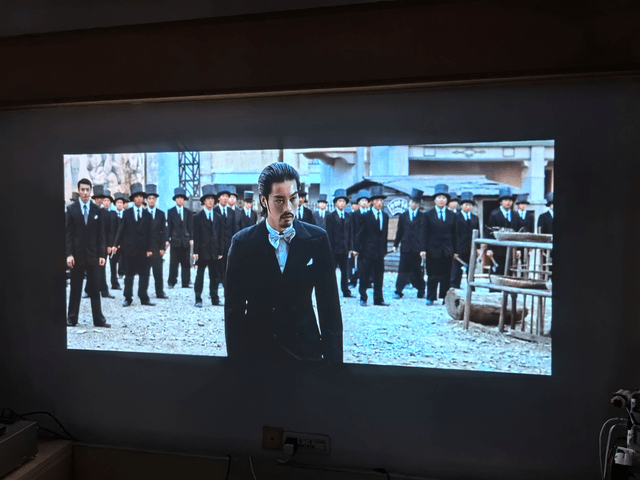 更好看,更好听的万播M1 Pro投影仪来了,年轻人们冲吧!