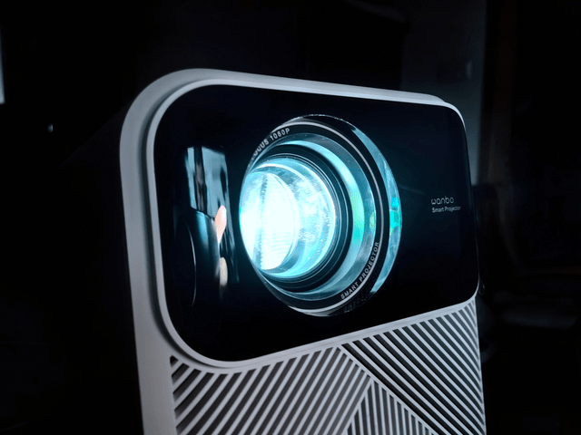 更好看,更好听的万播M1 Pro投影仪来了,年轻人们冲吧!