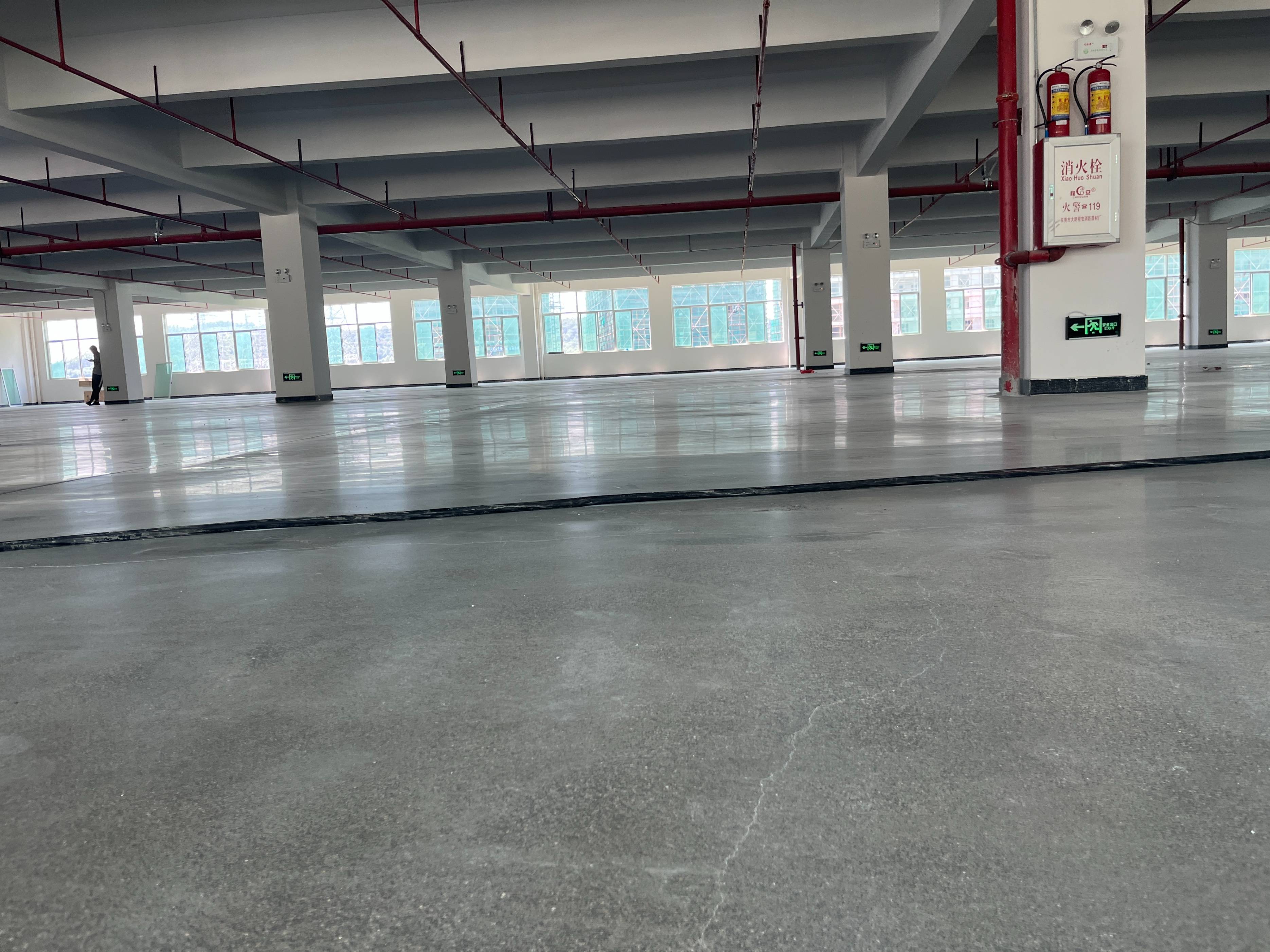 混凝土密封固化剂厂房可以用吗_进行_施工_地坪