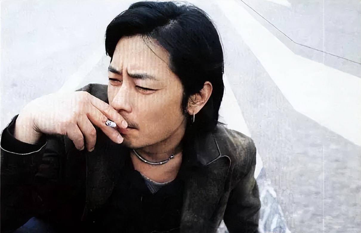 悲情歌手王杰:从小被父母分手,与妻子反目成仇,半生落魄太心酸