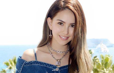 昆凌:4年赔了8个亿,屡次碰瓷侯佩岑,她凭什么得到周杰伦宠爱?