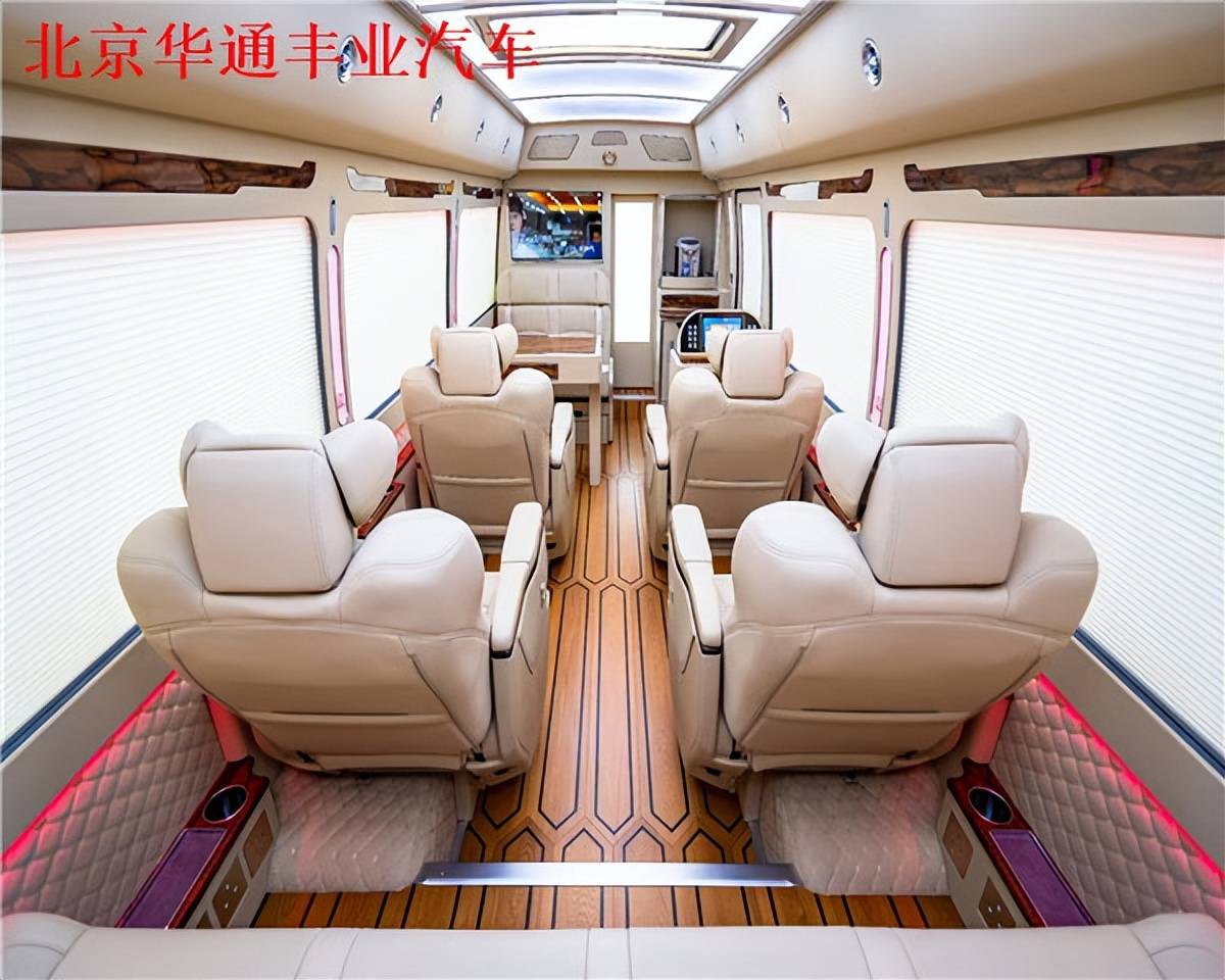 丰田考斯特12座全隔断设计更适合商务接待_搜狐汽车_搜狐网
